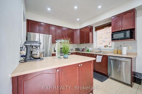 Photo 12 at 20 Everett Street, Wismer, Markham