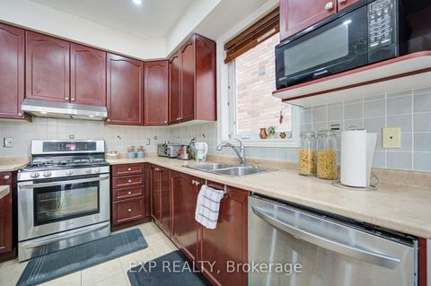 Photo 13 at 20 Everett Street, Wismer, Markham