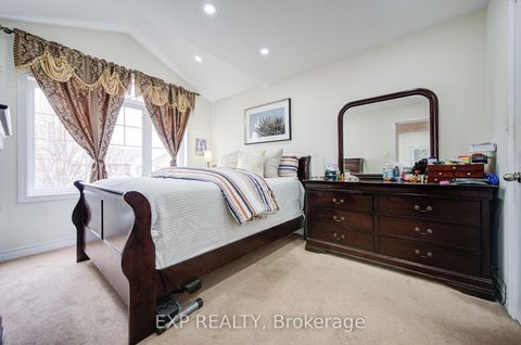 Photo 25 at 20 Everett Street, Wismer, Markham