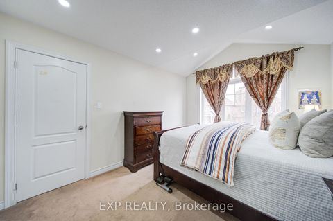 Photo 26 at 20 Everett Street, Wismer, Markham