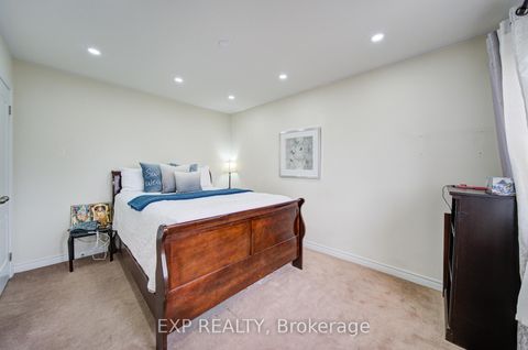 Photo 30 at 20 Everett Street, Wismer, Markham