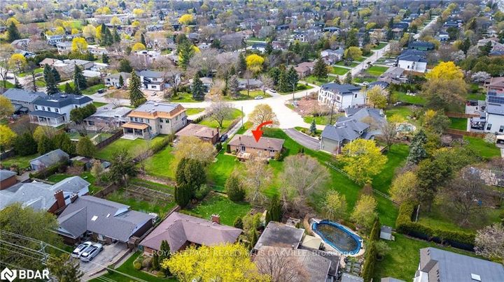 Photo 4 at 2030 Vickery Drive, WO West, Oakville