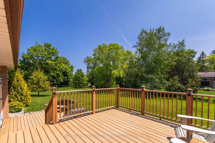 Photo 17 at 2030 Vickery Drive, WO West, Oakville