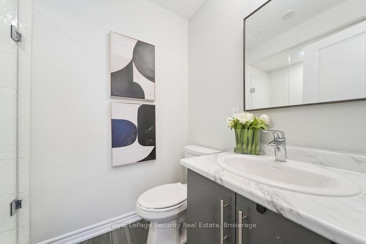 Photo 16 at 24 - 348 Wheat Boom Drive S, JM Joshua Meadows, Oakville