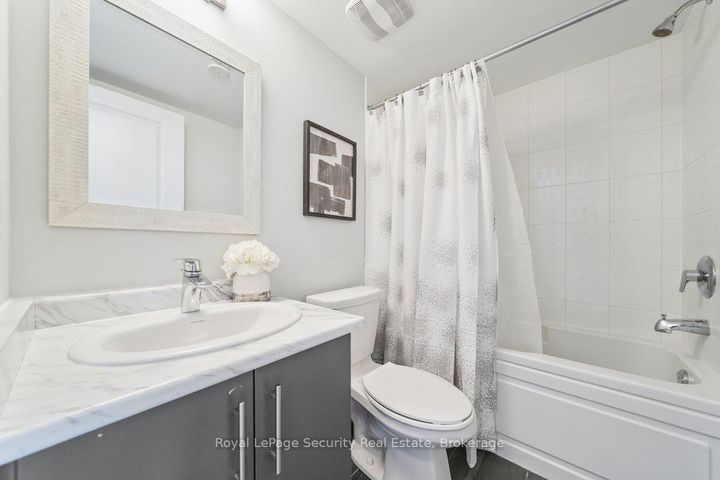 Photo 21 at 24 - 348 Wheat Boom Drive S, JM Joshua Meadows, Oakville