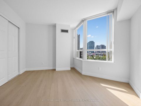 Photo 3 at 501 - 7 Bishop Avenue, Newtonbrook East, Toronto