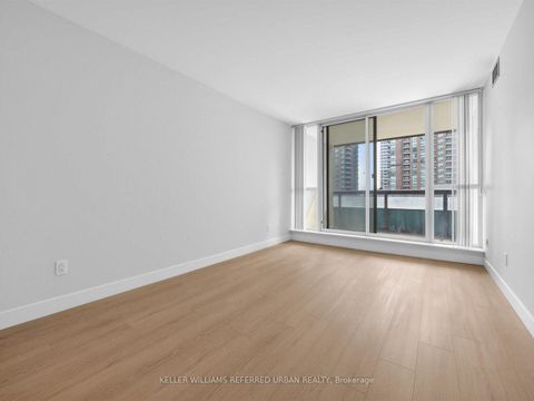 Photo 21 at 501 - 7 Bishop Avenue, Newtonbrook East, Toronto