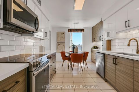 Photo 4 at 733 - 650 Lawrence Avenue W, Lawrence, Toronto