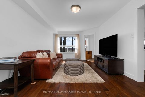 Photo 6 at 63 Northview Crescent, Northwest, Barrie