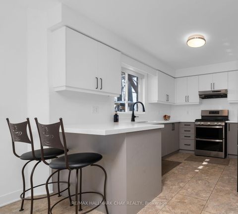 Photo 9 at 63 Northview Crescent, Northwest, Barrie