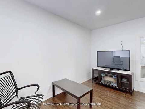 Photo 29 at 156 The Queensway Street S, Keswick North, Georgina