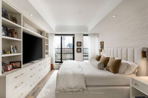 Photo 15 at 701 - 1 Forest Hill Road, Casa Loma, Toronto