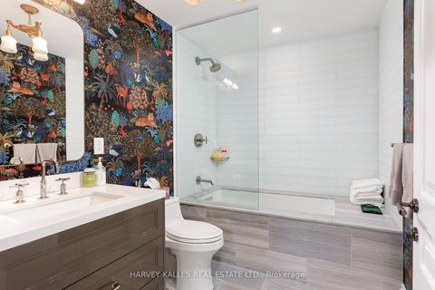 Photo 23 at 701 - 1 Forest Hill Road, Casa Loma, Toronto