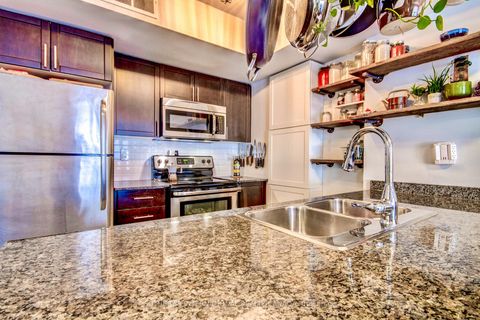 Photo 2 at 219 - 7 Foundry Avenue, Junction, Toronto