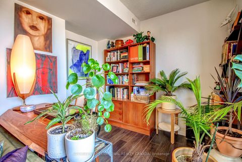 Photo 15 at 219 - 7 Foundry Avenue, Junction, Toronto