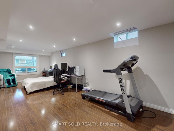 Photo 30 at 24 Normandy Crescent, Harding, Richmond Hill