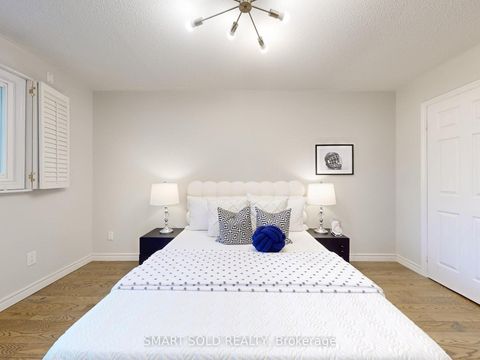 Photo 20 at 24 Normandy Crescent, Harding, Richmond Hill