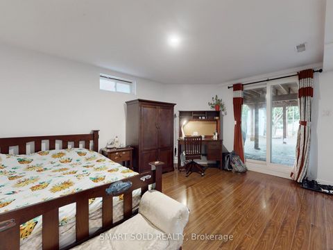 Photo 32 at 24 Normandy Crescent, Harding, Richmond Hill