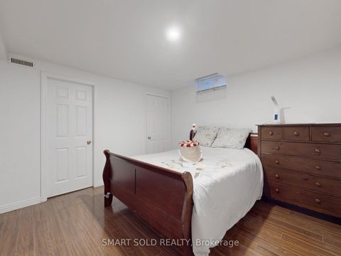 Photo 33 at 24 Normandy Crescent, Harding, Richmond Hill