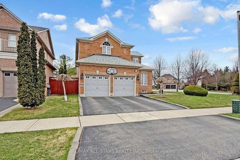 Photo 3 at 75 Gloria Crescent, Williamsburg, Whitby