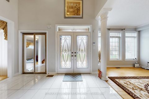 Photo 4 at 75 Gloria Crescent, Williamsburg, Whitby