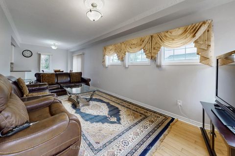 Photo 12 at 75 Gloria Crescent, Williamsburg, Whitby