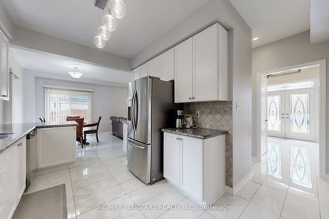 Photo 16 at 75 Gloria Crescent, Williamsburg, Whitby