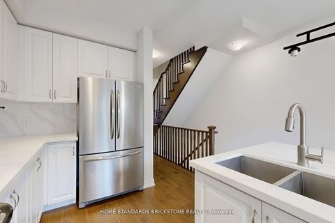 Photo 13 at 215 Salterton Circle, Rural Vaughan, Vaughan