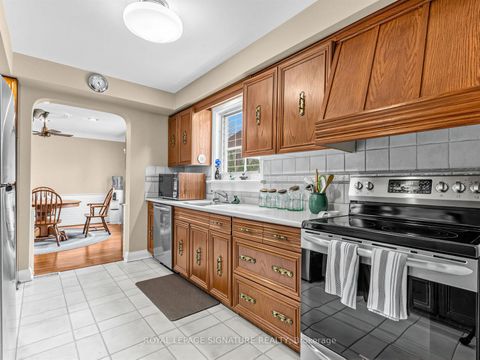 Photo 12 at 1421 Military Trail, Highland Creek, Toronto