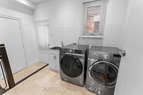 Photo 18 at 27 Via Nova Drive, East Woodbridge, Vaughan