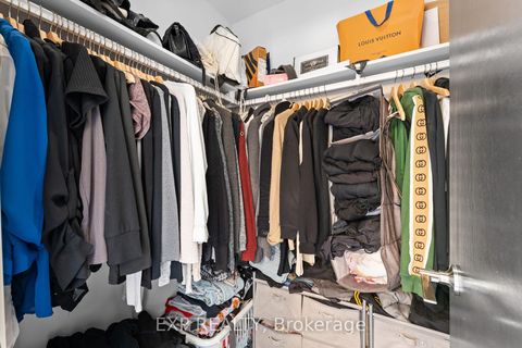 Photo 23 at 27 Via Nova Drive, East Woodbridge, Vaughan