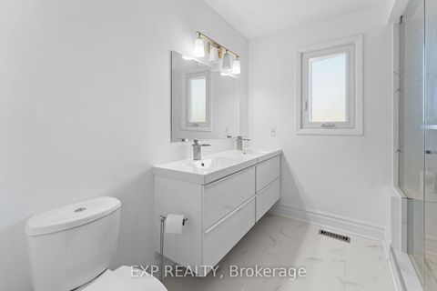 Photo 30 at 27 Via Nova Drive, East Woodbridge, Vaughan