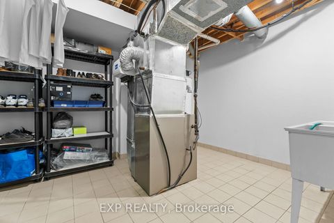 Photo 35 at 27 Via Nova Drive, East Woodbridge, Vaughan