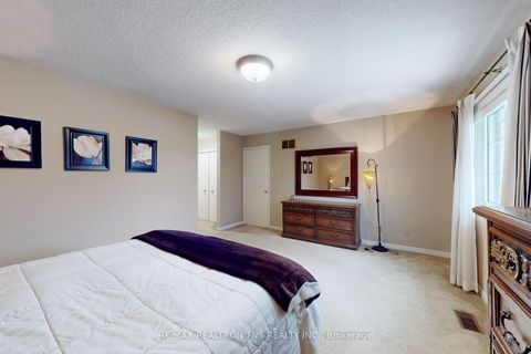 Photo 28 at 38 Gilbank Drive, Aurora Heights, Aurora