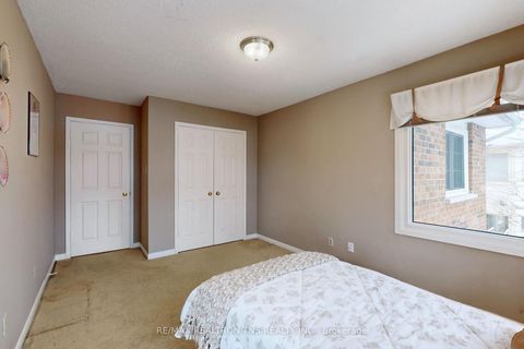 Photo 33 at 38 Gilbank Drive, Aurora Heights, Aurora