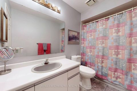 Photo 37 at 38 Gilbank Drive, Aurora Heights, Aurora