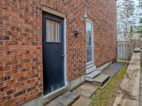 Photo 42 at 38 Gilbank Drive, Aurora Heights, Aurora