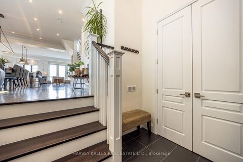 Photo 2 at 488 Arlington Avenue, Cedarvale, Toronto