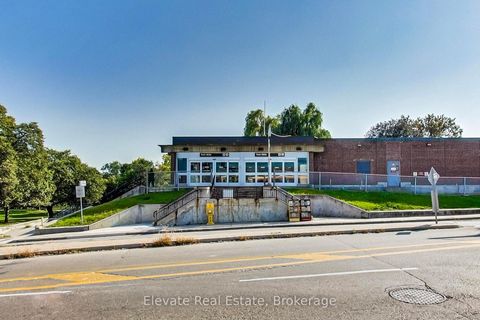 Photo 34 at 317 - 268 Ridley Boulevard, Nortown, Toronto