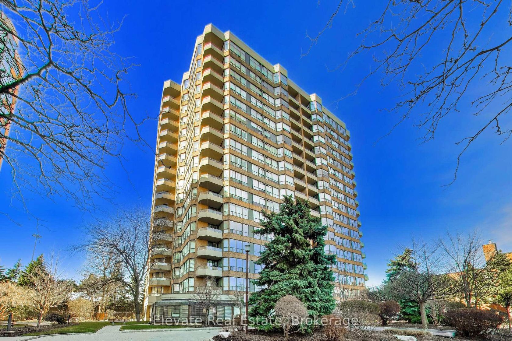 317 - 268 Ridley Boulevard, Nortown, Toronto photo 1