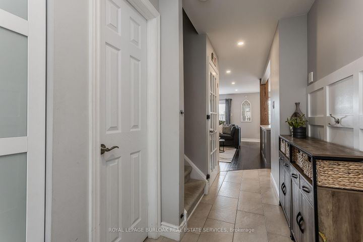 Photo 7 at 71 - 528 Sheraton Road, Appleby, Burlington