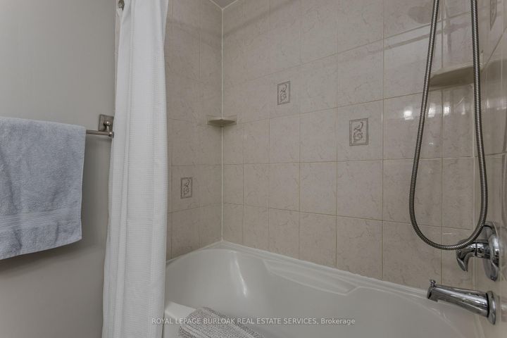 Photo 27 at 71 - 528 Sheraton Road, Appleby, Burlington