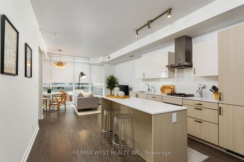 Photo 8 at 603 - 36 Howard Park Avenue, Roncesvalles, Toronto