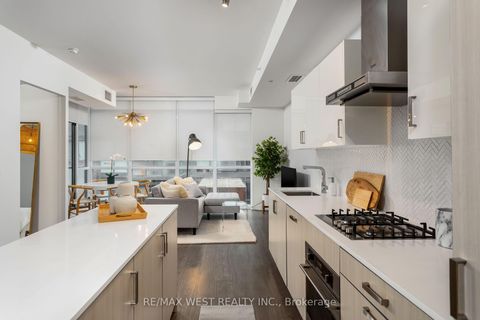 Photo 13 at 603 - 36 Howard Park Avenue, Roncesvalles, Toronto