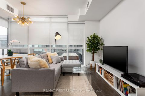 Photo 14 at 603 - 36 Howard Park Avenue, Roncesvalles, Toronto