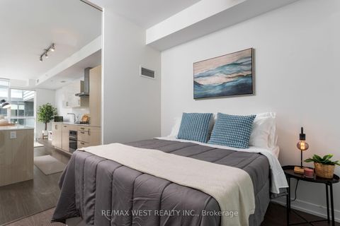 Photo 29 at 603 - 36 Howard Park Avenue, Roncesvalles, Toronto