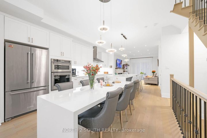 Photo 9 at 25 Aylin Crescent, Patterson, Vaughan