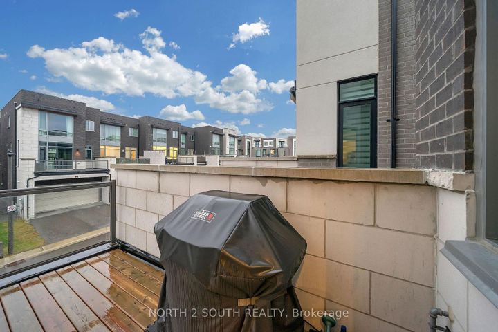 Photo 23 at 25 Aylin Crescent, Patterson, Vaughan