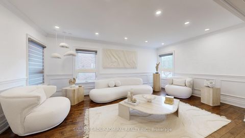 Photo 3 at 8 Colleen Street, Yorkhill, Vaughan