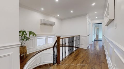 Photo 22 at 8 Colleen Street, Yorkhill, Vaughan